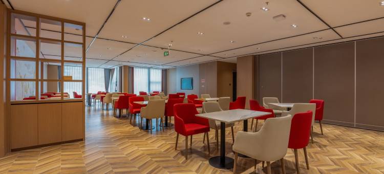 怡程酒店(西宁城北吾悦广场青海职业技术大学店)图片