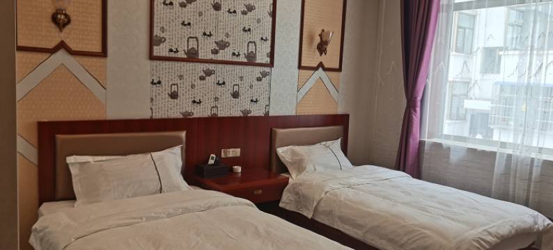 岢岚新中豪商务酒店图片