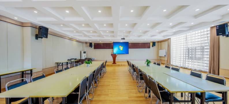 楚雄皓玉假日酒店(楚雄彝人古镇店)图片