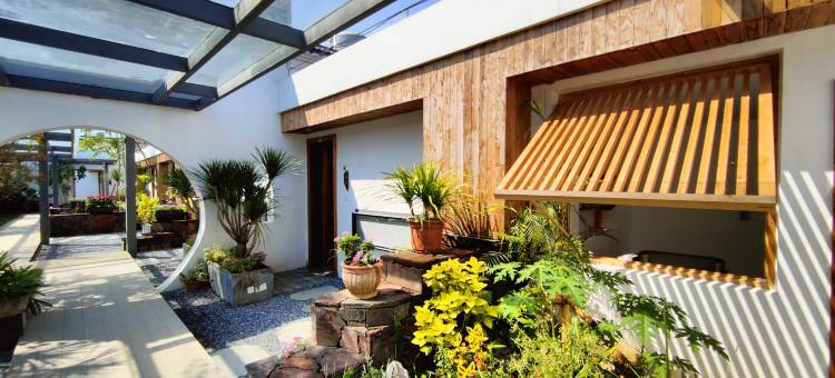 河口牧歌精选酒店(河口北站店)图片