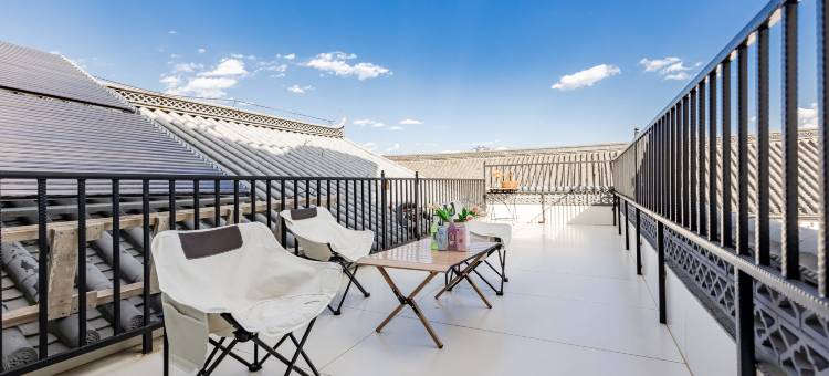 花筑·洱栖智能设计师民宿(磻溪S湾店)图片