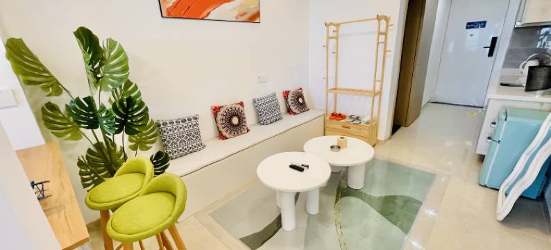 澜星观江美宿(告庄西双景星光夜市店)图片