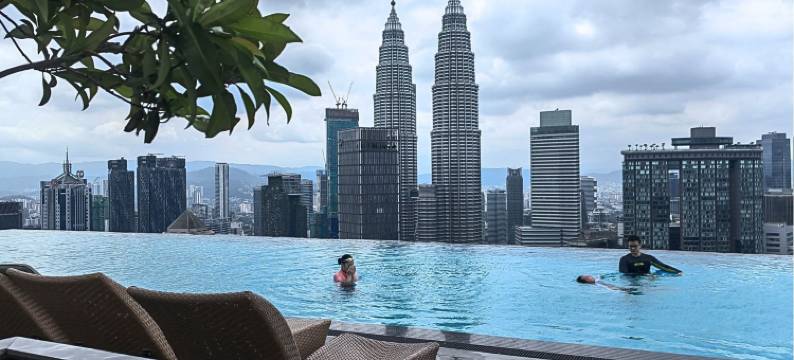 PLATINUM 2白金2时尚公寓近雙子塔KLCC吉隆坡ALMA 公用無邊泳池(The Platinum 2 Kuala Lumpur by ALMA)图片