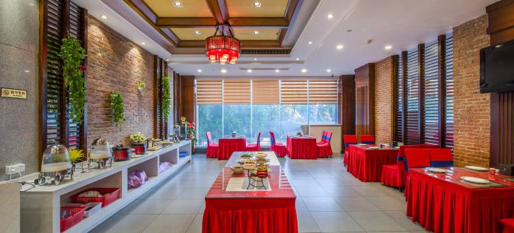 金丰大酒店(娄星广场春园步行街店)图片