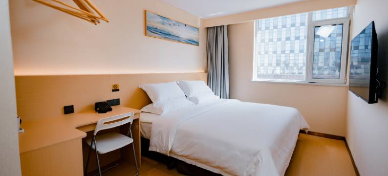 云溯兰居酒店(威海站韩乐坊店)图片