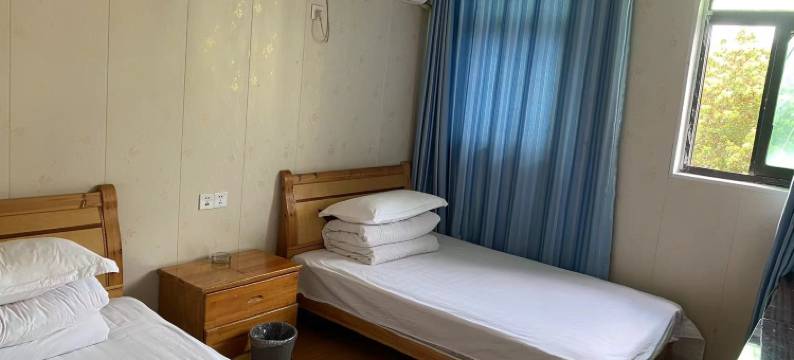 青年快捷宾馆(科学大道地铁站店)图片