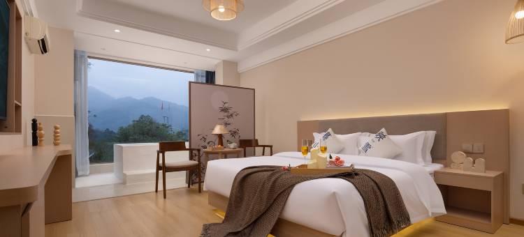 暮山映雪·私汤别院(峨眉山报国寺店)图片