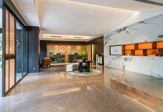 岷山丽呈酒店（泸州高铁站西南商贸城店）外景图