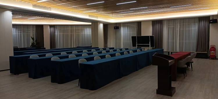 珑海酒店(徐闻海安新港码头店)图片