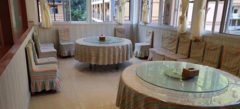 贡山蓝湾精品酒店(独龙江店)图片