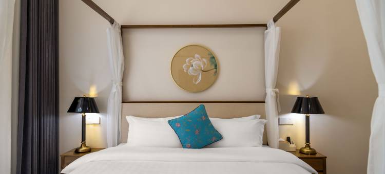 花筑·威海爱丽丝民宿(海上公园店)图片