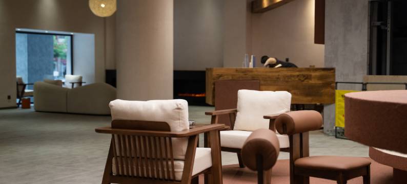 康定三秦瑞熹酒店(情歌广场店)图片