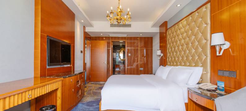 麓山居酒店(中南大学店)图片