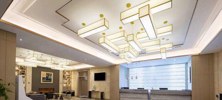 越家国际酒店(恒茂梦时代南昌火车站店)图片