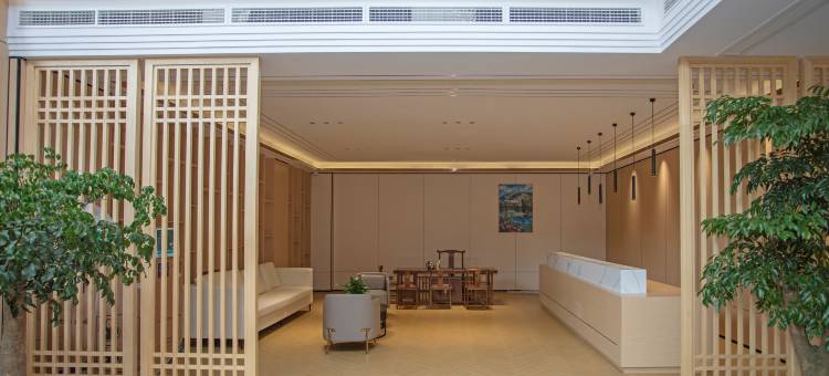 巴里岛国际酒店(大昭寺店)图片