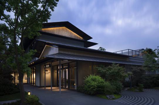 千里走单骑·甘露山民宿(武汉甘露山文创城店)