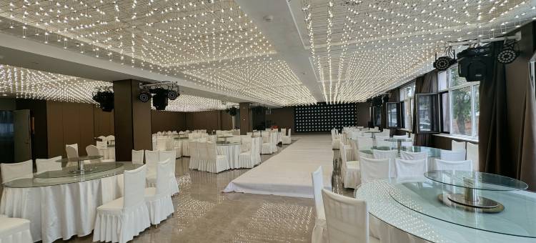 丰宁御濠酒店(承德丰宁北雁商城店)图片