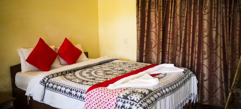 奇特旺河滨度假村(Chitwan Riverside Resort)图片