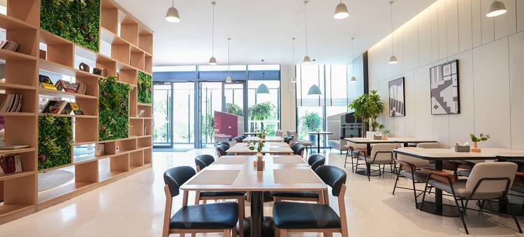 如家商旅酒店(乌鲁木齐站南广场店)图片