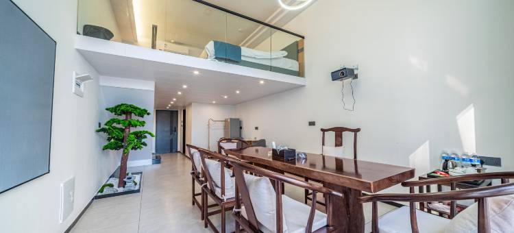 美宿loft海景高空公寓(龙光世纪商务中心店)图片