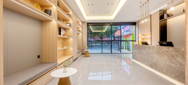 星季酒店(广州白云火车站三元里大道店)图片