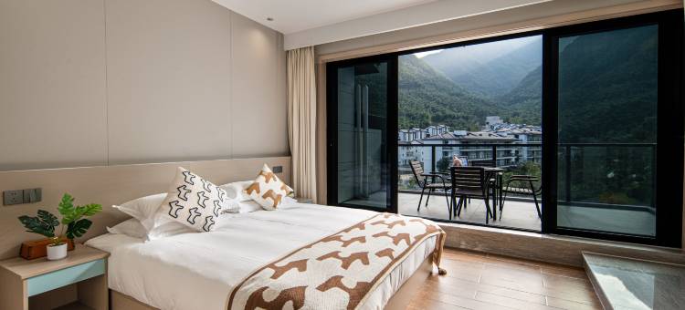 云栖兰亭·星空泳池度假美宿(安吉云上草原店)图片