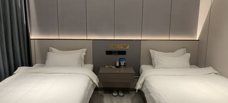 依兰希尔曼宾馆图片