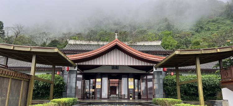 山水居森林瀑布营地(百花岭店)图片