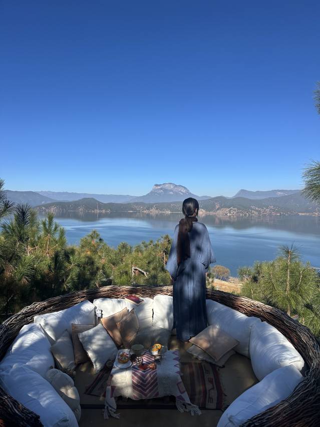 泸沽湖且曼·入影松半山酒店图片