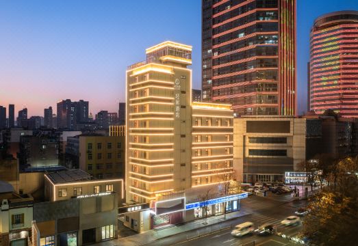 徐州苏宁广场中山南路轻居酒店外景图