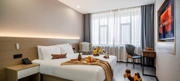 季峰国际酒店(喀什古城民族特色美食街国际会展中心店)图片