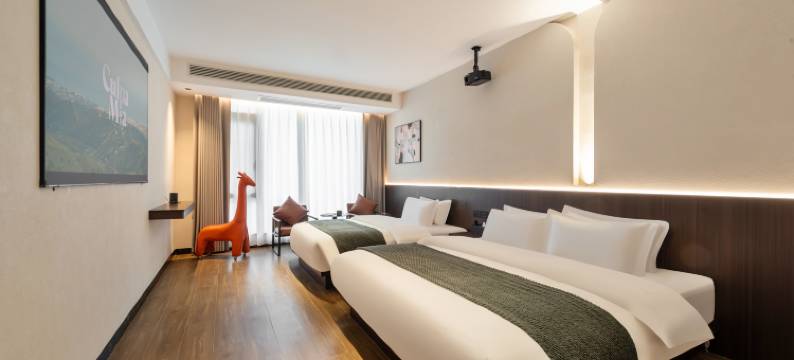 衡阳十三悦舍(南岳大庙景区店)图片