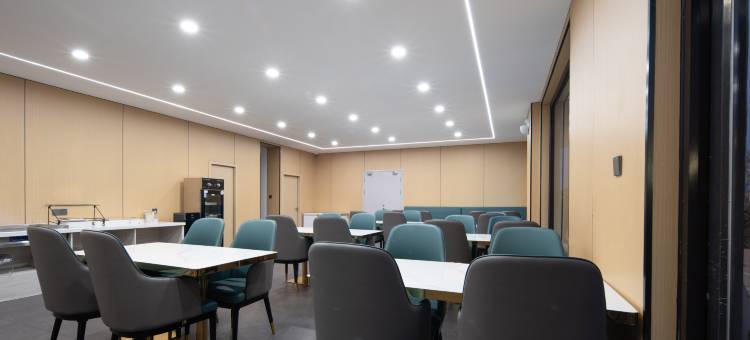 如家华驿精选酒店(德州德百物流批发城奥莱广场店)图片