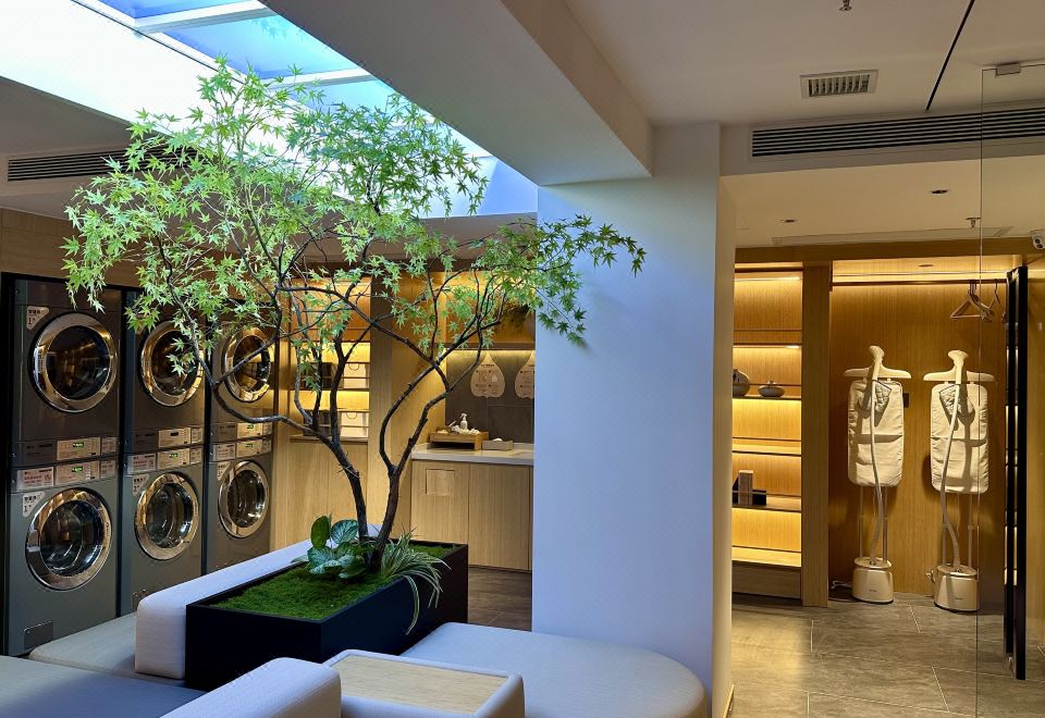 Shanghai xujiahui Jianguo Hidden HotelHotel Overview