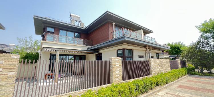 沐云海景度假民宿(中南拉唯那海滩店)图片