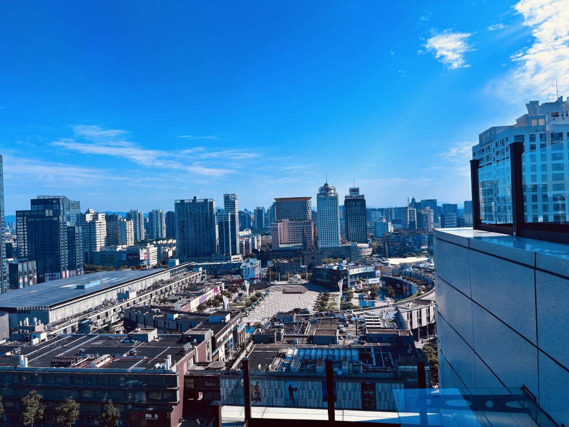 宁波天一广场和义大道亚朵S酒店图片