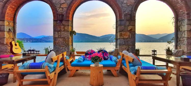 归岸·sle Haven日出海景隐宿(大理洱海店)图片