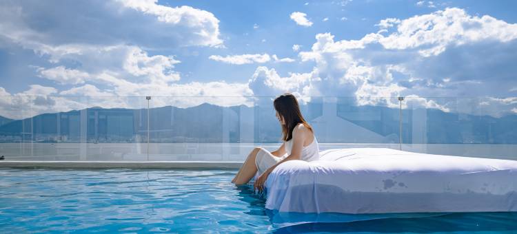 滇楚瑶·风吟洱海  Holiday Villa 全海景设计师民宿(大理洱海店)图片