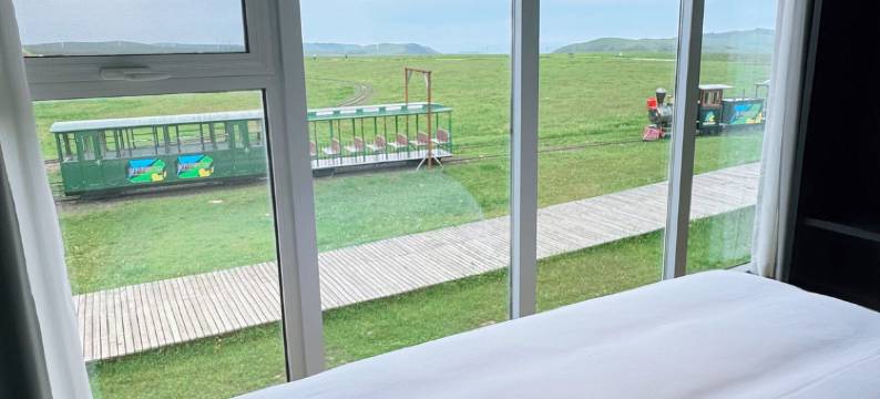 黄花沟草原旅游区C BOX营地图片