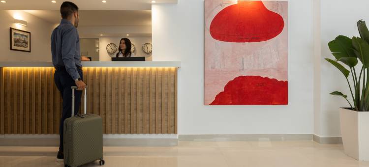 港塔(Port Tower)图片