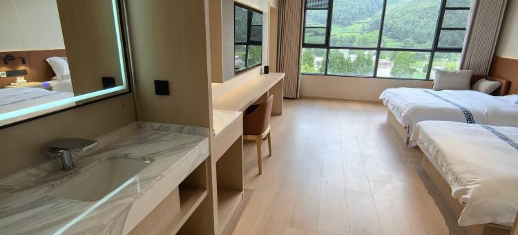 赫章黔巅韭菜坪大酒店图片