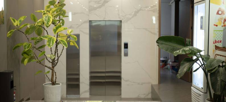 安暖居酒店图片