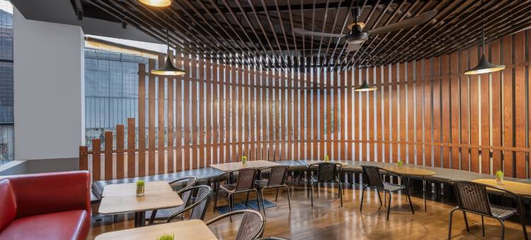 宜必思加丁塞尔彭酒店(Ibis Gading Serpong)图片