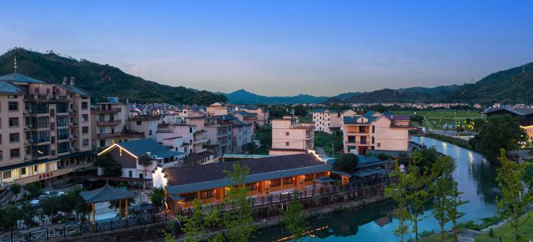 华溪·Creek 山川河景度假美宿(望仙谷景区店)图片