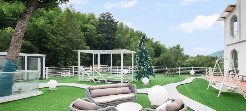 可可托海·莫干山Star设计师温泉美宿图片