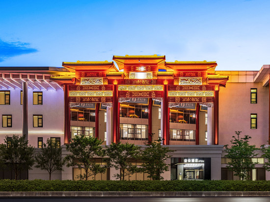 北京鸟巢大屯路东地铁站亚朵酒店