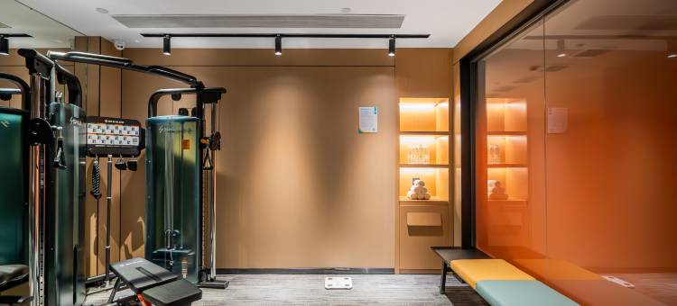 你好酒店(重庆解放碑小什字地铁站店)图片