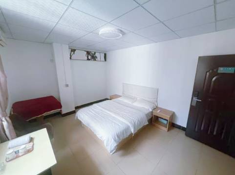 WJ轻宿(广州科技职业技术大学广东工贸职业技术学院店)