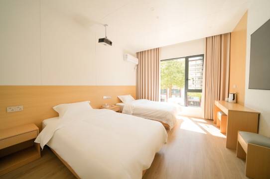 浮梁拾一民宿(三贤湖省级湿地公园店)