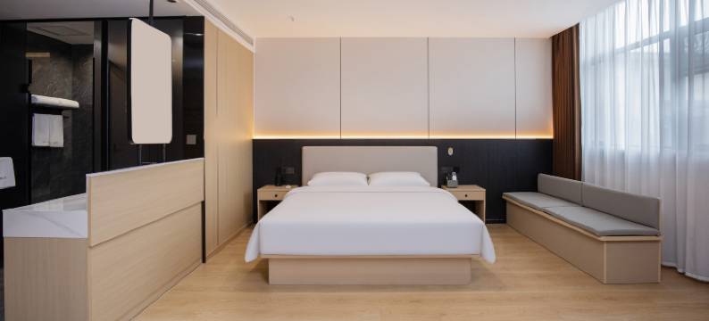 亚悦酒店(亿都南半球店)图片